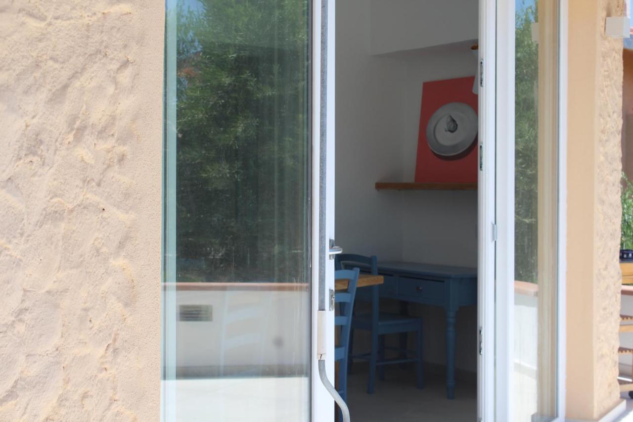 Hotel Bona Ciurrata Golfo Aranci Esterno foto