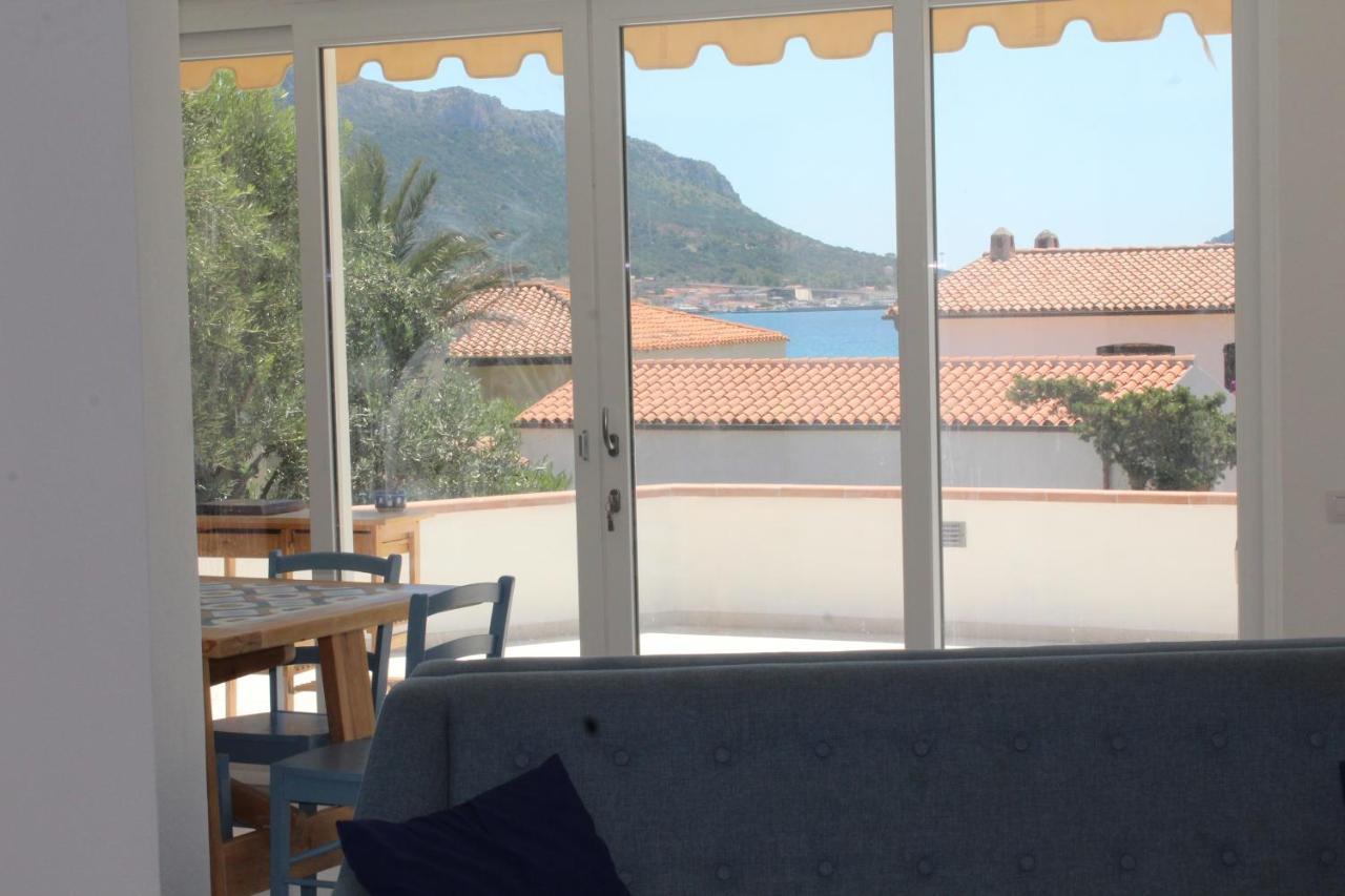 Hotel Bona Ciurrata Golfo Aranci Esterno foto