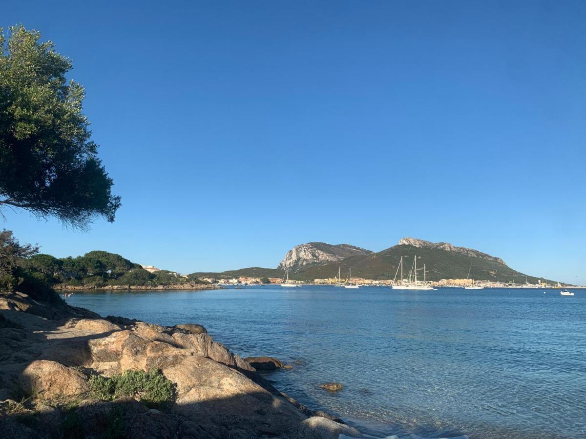 Hotel Bona Ciurrata Golfo Aranci Esterno foto